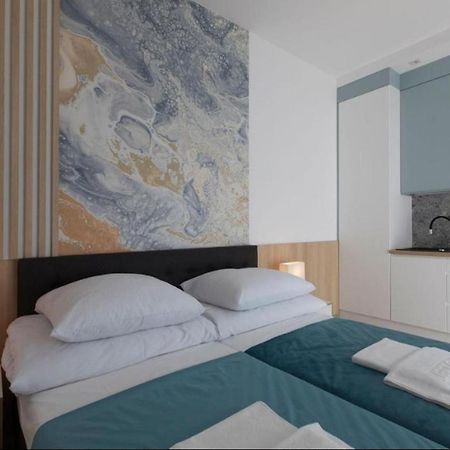 Willa Przy Porcie - Apartamenty Z Aneksami Kuchennymi Ustka Luaran gambar