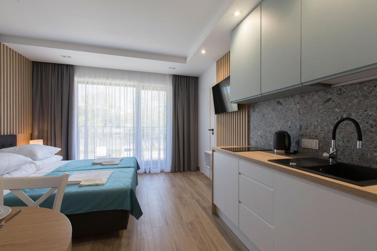 Willa Przy Porcie - Apartamenty Z Aneksami Kuchennymi Ustka Luaran gambar