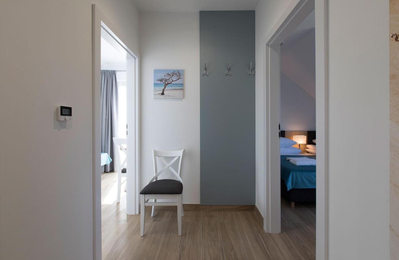 Willa Przy Porcie - Apartamenty Z Aneksami Kuchennymi Ustka Luaran gambar