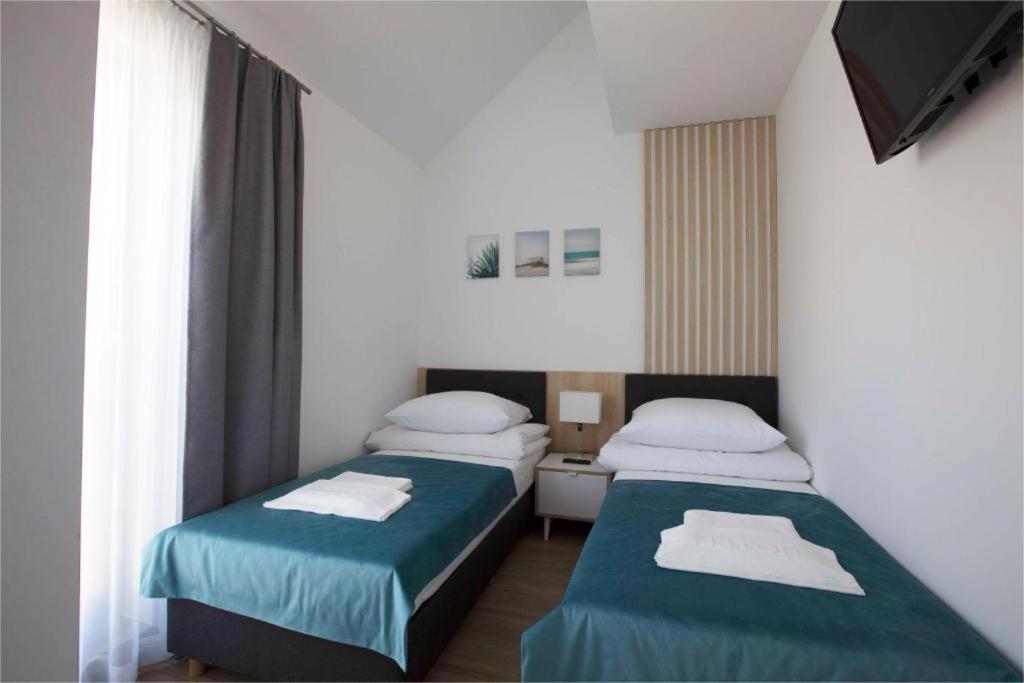 Willa Przy Porcie - Apartamenty Z Aneksami Kuchennymi Ustka Luaran gambar