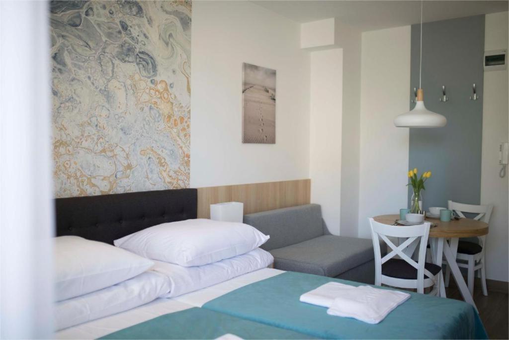 Willa Przy Porcie - Apartamenty Z Aneksami Kuchennymi Ustka Luaran gambar